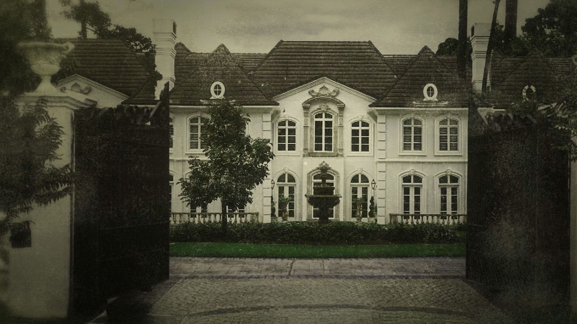 Mansions & Murders